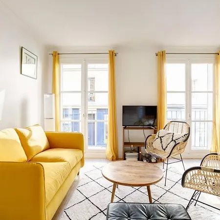 Chateau Apartment